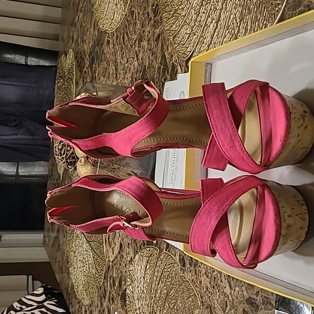 Liliana peace-15 hot pink wedges - Picture 4 of 11